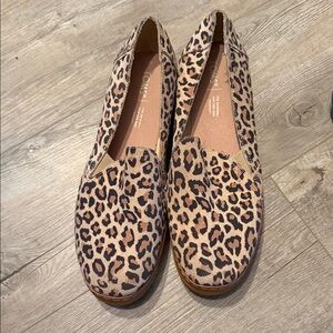 Toms Leopard Print Loafers